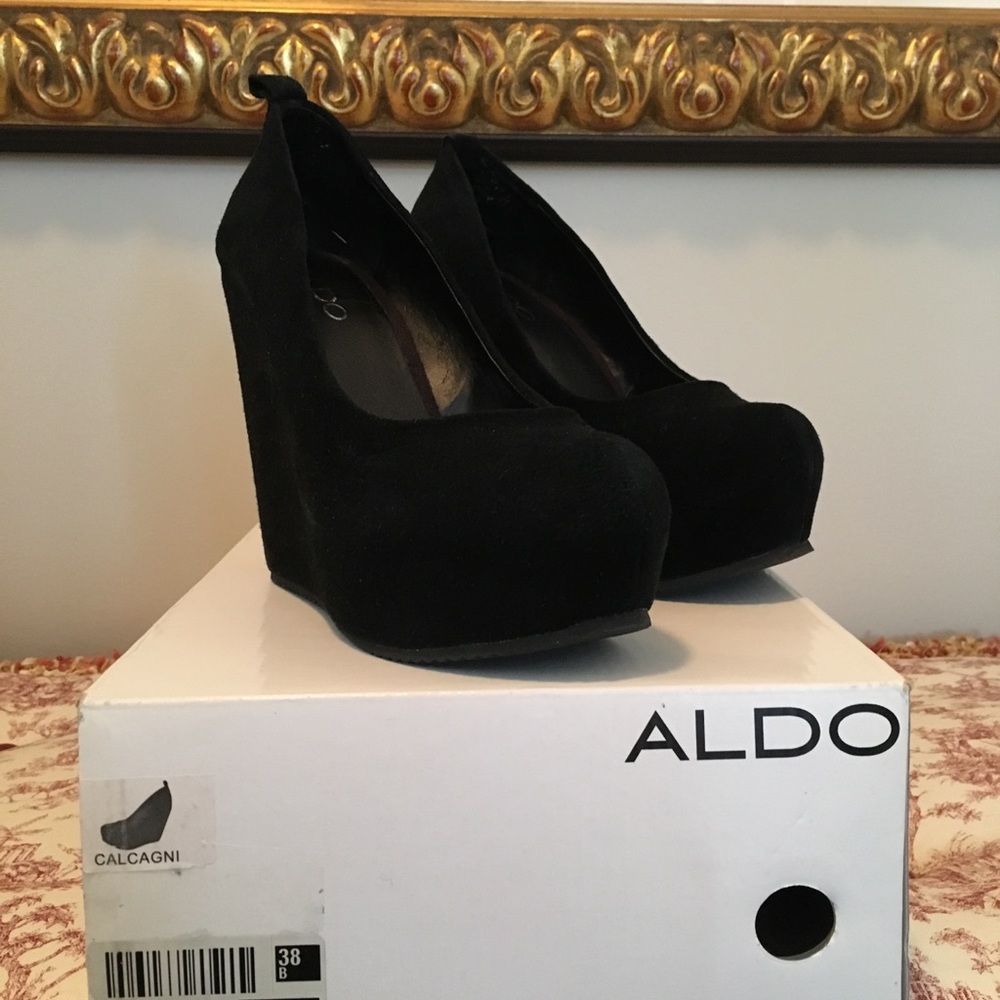 Aldo black suede platform wedge